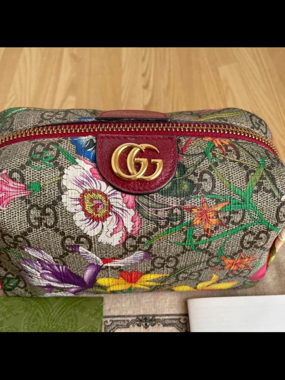 Gucci Floral GG Supreme Cosmetic Pouch - Brown with Multicolor Blooms